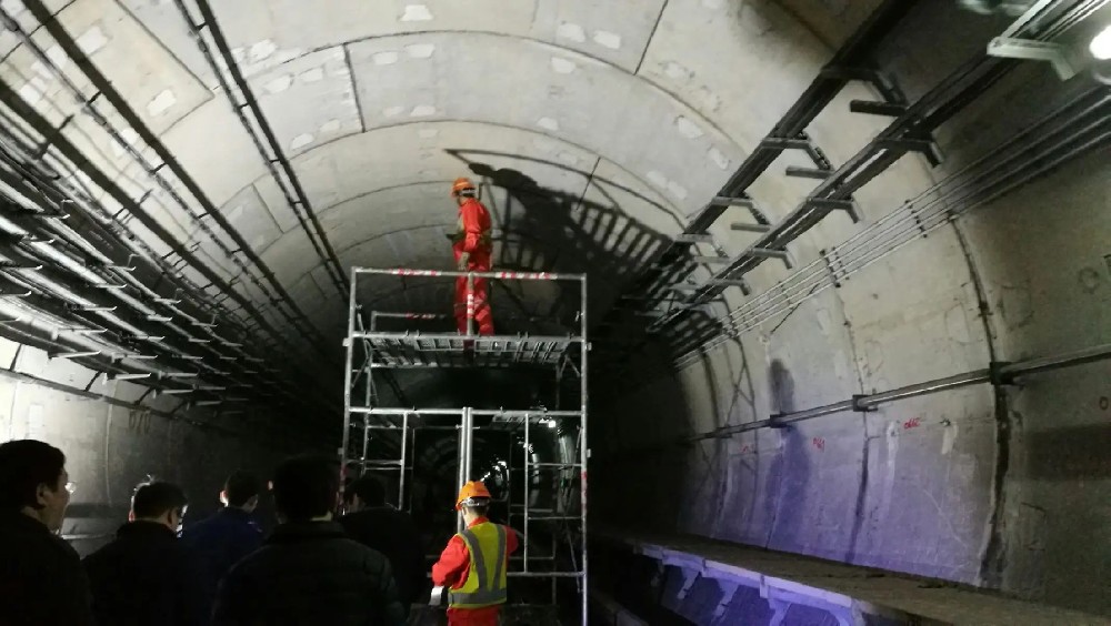 石峰地铁线路病害整治及养护维修